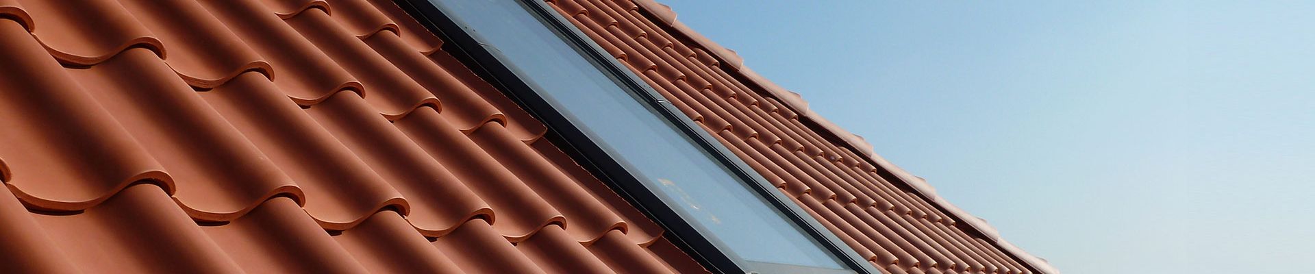 Die Hermann Michelau GmbH Dachdeckermeister aus Lübeck ist Ihr Spezialist für den Einbau von Dachflächenfenstern